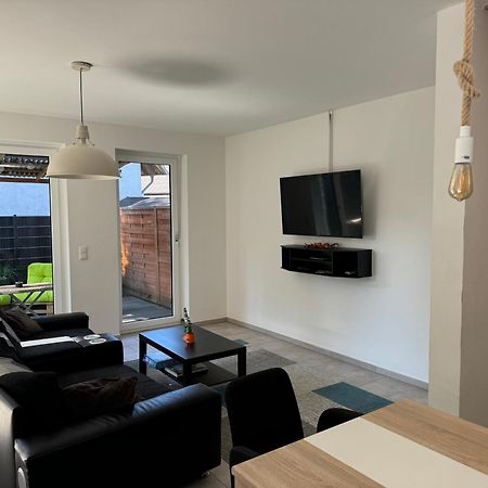 Neubau, Moderne Haushaelfte In Hamburg Apartamento Exterior foto